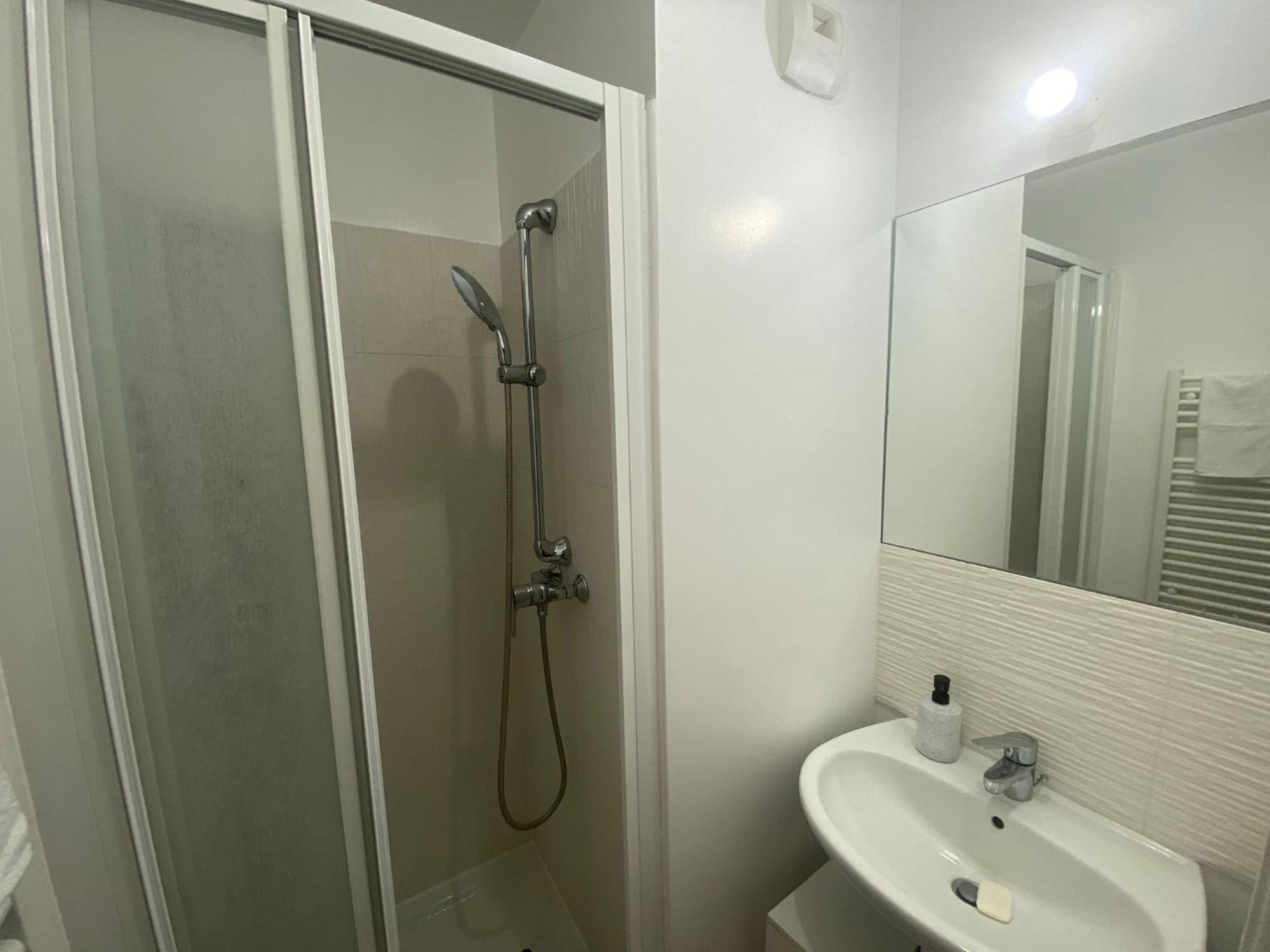 Appartement 80M2, Terrasse Sud, Metro 7 Direction Louvre A 8Minutes, Parking Sous-Sol, Proche Paris-Bercy Ivry-sur-Seine Dış mekan fotoğraf