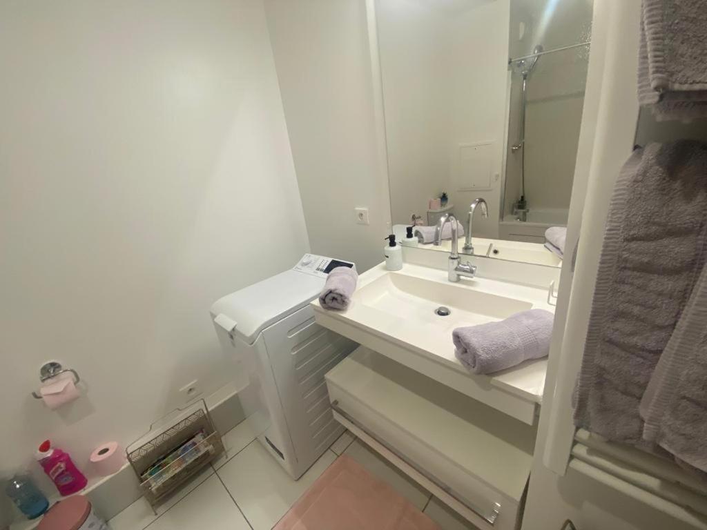 Appartement 80M2, Terrasse Sud, Metro 7 Direction Louvre A 8Minutes, Parking Sous-Sol, Proche Paris-Bercy Ivry-sur-Seine Dış mekan fotoğraf